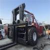 Kalmar bietet verladelösungen und services für häfen, terminals, distributionszentren und die schwerindustrie, außerdem fertigen sie seit 1999 gabelstapler. 1