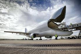 The beluga was designed to carry parts of airbus aircraft around the globe to positions of multiple final assembly lines. Konig Der Lufte Airbus Baut Neuen Beluga Grosstransporter Ingenieur De