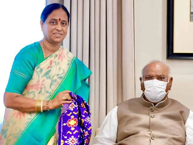 Konda Surekha Hints at Resignation? -