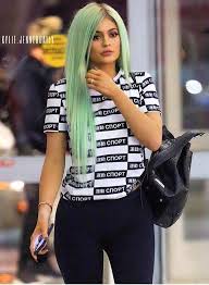 Pinterest Dannies123 Kylie Jenner Green Hair Kylie Jenner Outfits Kylie Jenner Hair
