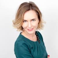 700+ perfiles de «Júlia»