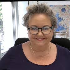 Jennifer Glisson's Instagram, Twitter & Facebook