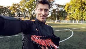 Buy official robert lewandowski football shirts. Lewandowski Exclusive Nike Hypervenom Soccerbible