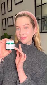 Cosmetic Holic (@cosmeticholic.pk) · Instagram 照片和视频