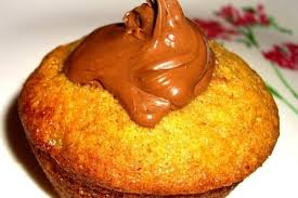 Recette De Muffins A La Banane Au Coeur De Nutella La Recette Facile Recette Nutella Muffins A La Banane Recette Muffin