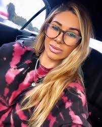 Ashley Caligiuri's Instagram, Twitter & Facebook