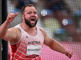 Ich bin diskuswerfer, sport ist mein beruf. B5mqg1ttr5qk4m