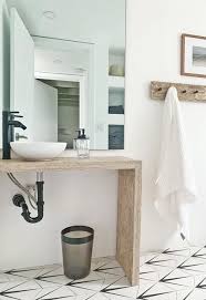 The variety of bath and vanity light fixtures available from these key designers allow you to find the perfect fixture for nearly any interior design style. Best 60 Modern Bathroom Ceiling Lighting Design Photos And Ideas Dwell