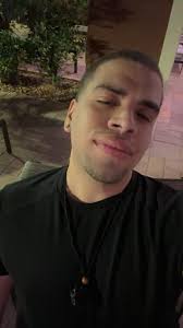 What does it take for a short top to get a date?