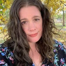 Emily Atchison's Instagram, Twitter & Facebook