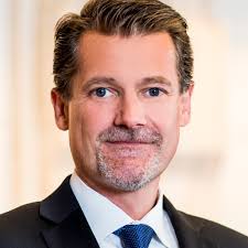 Dr. Raphael Draschtak