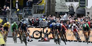 Retrouvez le tour en direct avec carte et parcours détaillé, classement général et palmarès. Tour De France 4e Etape Redon Fougeres Un Dernier Sprint Plus Calme En Bretagne