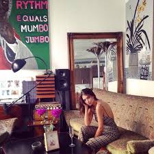 Instagram Photo By Emrata Emily Ratajkowski Via Iconosquare Emily Ratajkowski Art Emily Ratajkowski Apartment Home