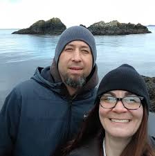 Pregnant wife wants pork tamales with red sauce