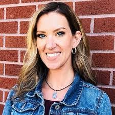 Carissa Hilton's Instagram, Twitter & Facebook