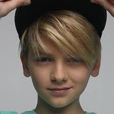 Kain Rivers Bio Facts Family Famous Birthdays In 2020 Kids Photography Boys Handsome Kids Boys Haircuts