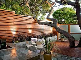 Best Courtyard Lighting Landscaping Ideas Jpg 635 469 Modern Backyard Backyard Fences Privacy Fence Designs