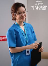 A subreddit for the tvn drama hospital playlist. Trans 200321 Jeun Mi Do From The Stage To The Small Screen In Hospital Playlist Musical In Life