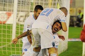 Vivo napoli arte e cultura. Il Napoli Ricorda La Vittoria Di Cagliari Con Gol Di Lavezzi Allo Scadere