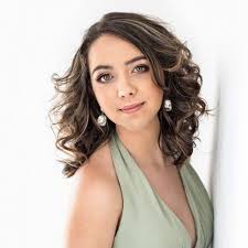 Tia Hogan's Instagram, Twitter & Facebook