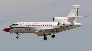 El actual helicóptero presidencial y el que está por estrenar bullrich tienen características técnicas similares, aunque el eurocopter h155 (adquirido a la empresa airbus helicopters chile spa). Sanchez Avion El Avion De Sanchez Se Averia Durante El Despegue Y Cuestiona El Estado De La Flota
