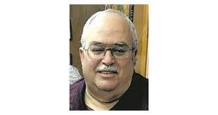 Ali Robichaux's Instagram, Twitter & Facebook