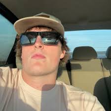 Can you pull motor without pulling cab? I've been told it could be done  both ways just curious. ￼