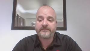 Magasinage des Fêtes : des travailleurs essentiels sous pression