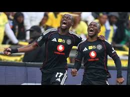 Pirates vs Stellenbosch: Who Will Rise From the Ashes Tonight? - Imagen principal del artículo