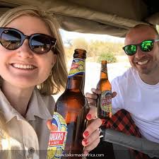This was a pic of our Co-founder Rob and his wife Sophie enjoying their  honeymoon trip to Tanzania last June 💕 _____ Embarking