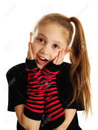 Linda Chica Joven Aislado En Un Fondo Blanco, Con Guantes Punky Del Pirata  Con La Expresión De La Cara De Sorpresa Fotos, retratos, imágenes y  fotografía de archivo libres de derecho. Image