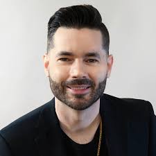 Alex Meadows's Instagram, Twitter & Facebook