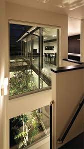 suumo ガレージハウス 視線を遮りながら内と外をつなぎ自然の心地よさを取り込む住まい ヤマダホームズ の建築実例詳細 注文住宅 建築 建築デザイン 住宅