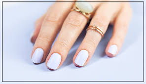 This top coat is truly magic, just like the name suggests—it transforms any nail polish into a matte finish with just a swipe. Mach S Matt Der Miss Sophie S Top Coat In Matt Ist Zuruck