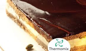 Receta De Tarta De Chocolate Y Queso Con Pistachos Para Thermomix Hogarmania Receta Recetas De Tarta De Chocolate Tarta De Chocolate Tartas