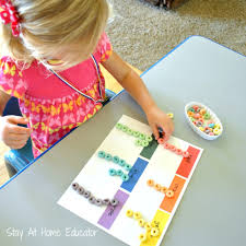 Your child will practice her counting and number recognition as she matches printed numbers to the same number of repetitions of a simple design. One To One Correspondence Counting Activity Stay At Home Educator