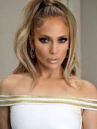 Just Saw Her In Concert In St Paul Minnesota In 2020 Jennifer Lopez Hair Jlo Hair Jlo Makeup
