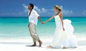The Best Destinations For Your Vacations Beach Wedding Photos Beach Wedding Pics Samui Wedding