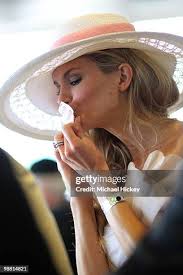 353 Kentucky Derby Betting Stock Photos, High-Res Pictures, and Images