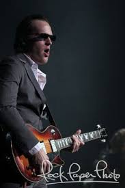Pin By Denis Renaud On Joe Bonamassa Love Joe Bonamassa Smokin Joes Joes