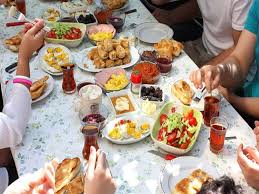 موضوع تعبير عن اكرام الضيف قصير الجواب