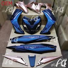 Tutorial cara tukar cover set yamaha lc135 v1 & cara pasang stripe. Coverset Lc135 V1 Doxou Mx King Yamaha Lc V1 Dovou Blue Body Cover Set 1s8 Oem Shopee Malaysia