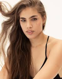 Samara Ford's Instagram, Twitter & Facebook