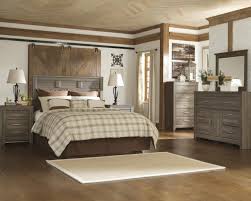 Juararo Queen Bedroom Group By Signature Design By Ashley At Sheely S Furniture Bedroom Set King Bedroom Sets Remodel Bedroom