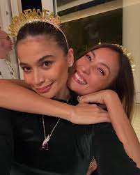 Happy 40th Birthday Kristine...