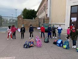 See the top reviewed local architects and building designers in ascoli satriano, apulia, italy on houzz. Zaini Davanti A Scuola E Dad Sospesa La Protesta Degli Studenti E Delle Mamme Di Ascoli Satriano