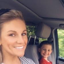 Meredith Haney's Instagram, Twitter & Facebook