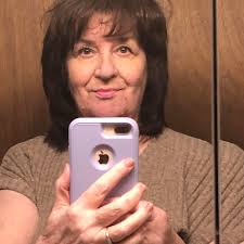 Anyone in here familiar with Tom Floyd? He's a Gary native who owned an ad  firm before joining Inland Steel as a designer. He then became an editorial  cartoonist.