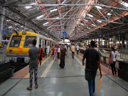 महाराष्ट्र : CSMT रेलवे स्टेशन पर बम ...