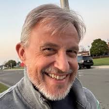 Who remembers when PC cases looked this cool? ... Just snagged this gem for  my Y2K-ear retro PC build ... So have to ask, what spec computer did you  have back in